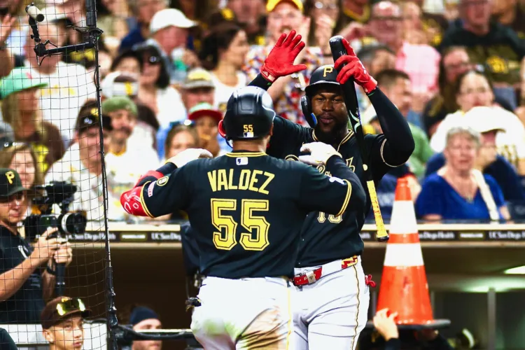Pirates defeat Padres in 12 innings, snap three-game skid